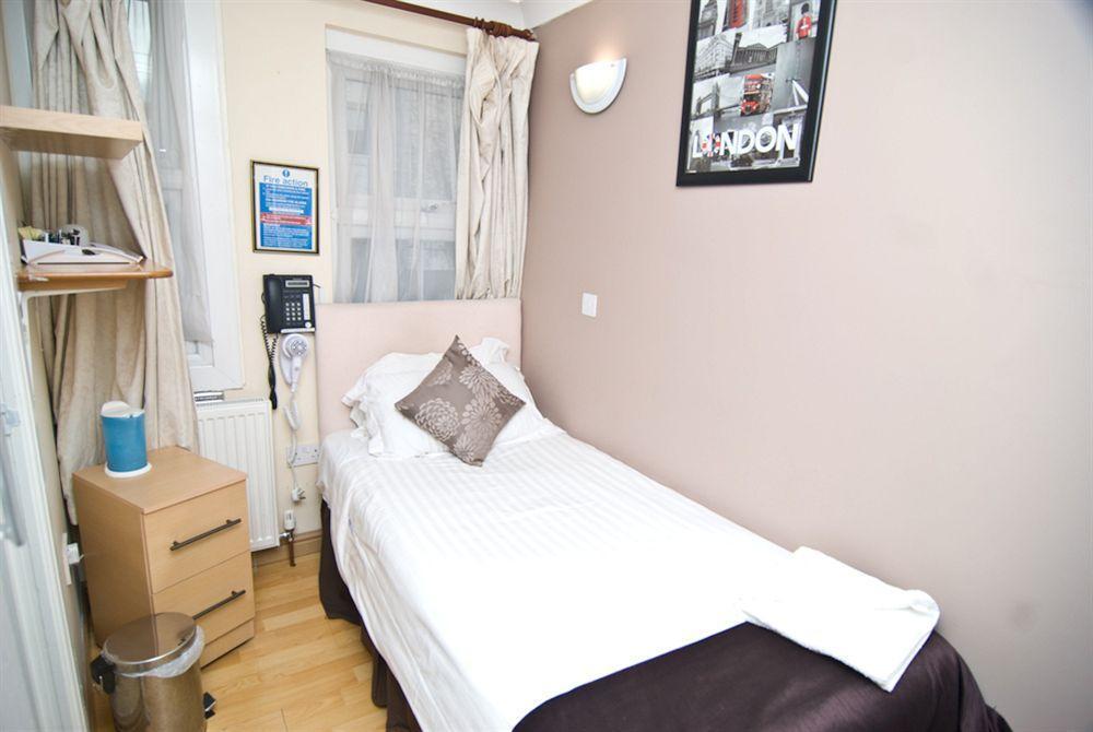 Holland Park Grove Hotel